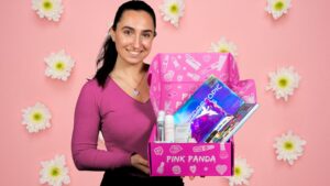 Glow up Megabox pink panda offerta